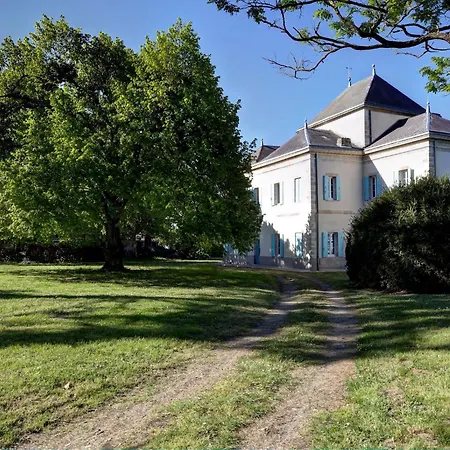 Schloss Mit Ueberlaufpool An Der Dordogne By Interhome * Flaujagues