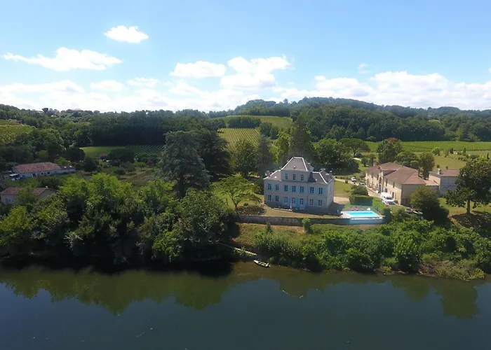 Schloss Mit Ueberlaufpool An Der Dordogne By Interhome Feriehus *