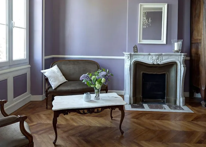 Feriehus Schloss Mit Ueberlaufpool An Der Dordogne By Interhome *